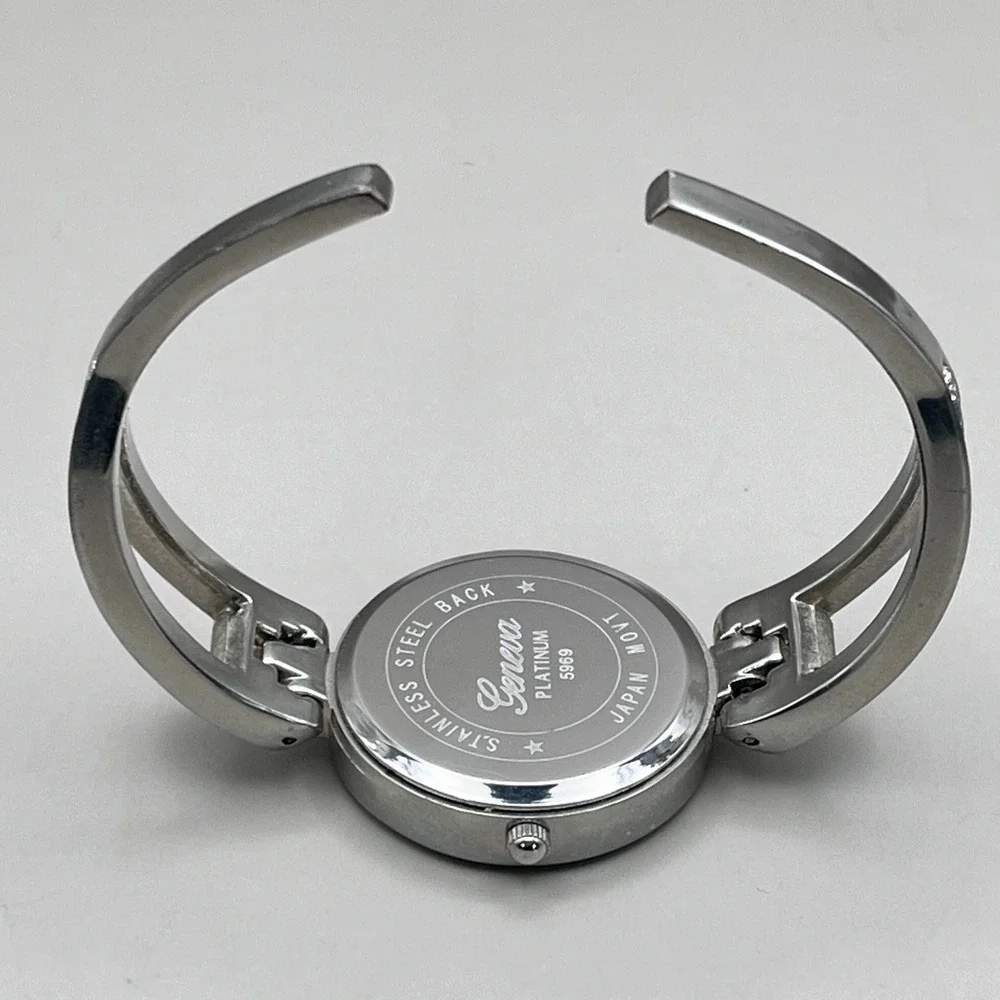 Vtg Geneva Platinum 5969 Womens Silver Tone Crystal Hinged Cuff Watch Japan Movt